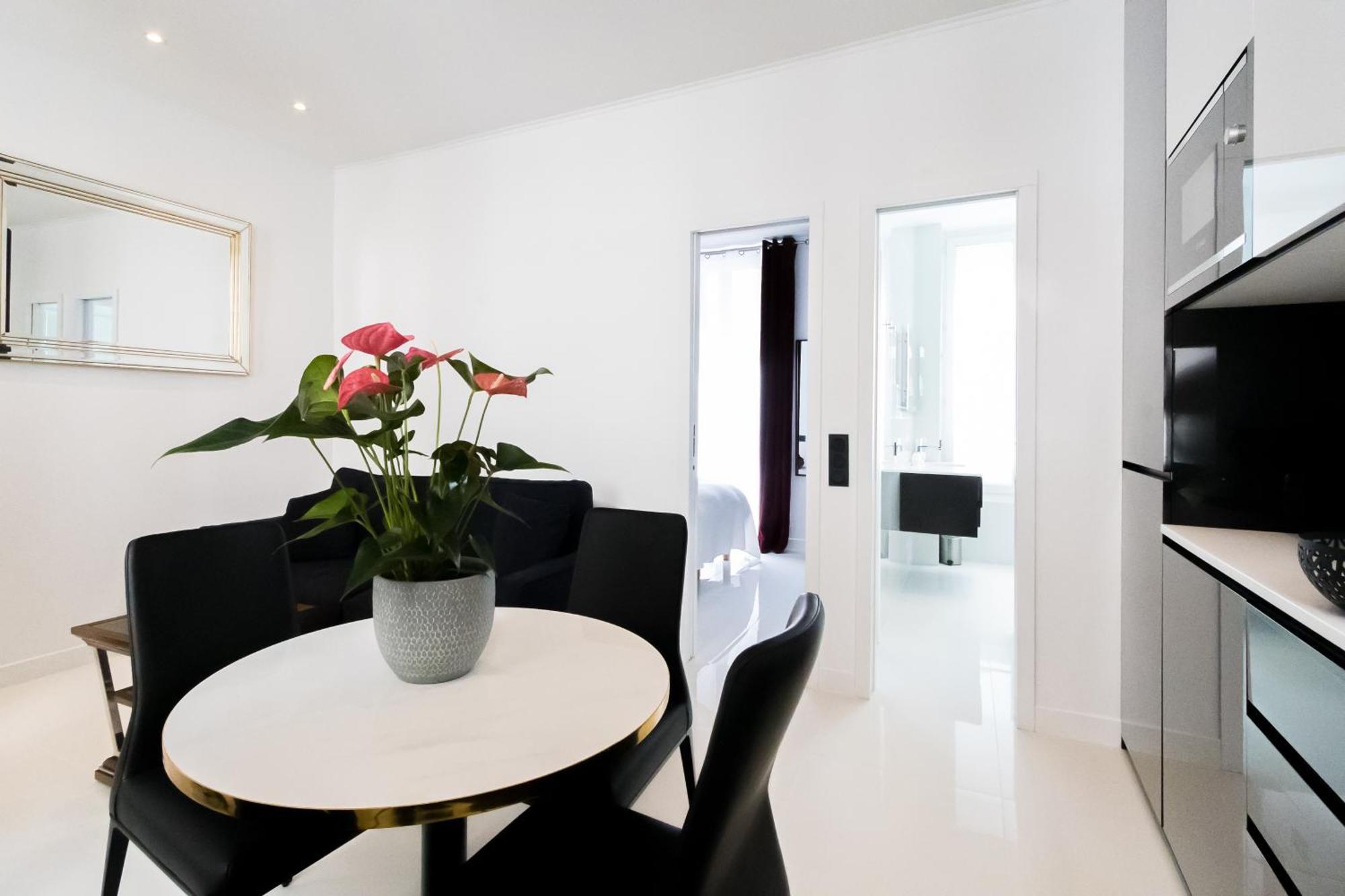 Luxury Apartment Les Champs-Elysees Paris Exteriör bild