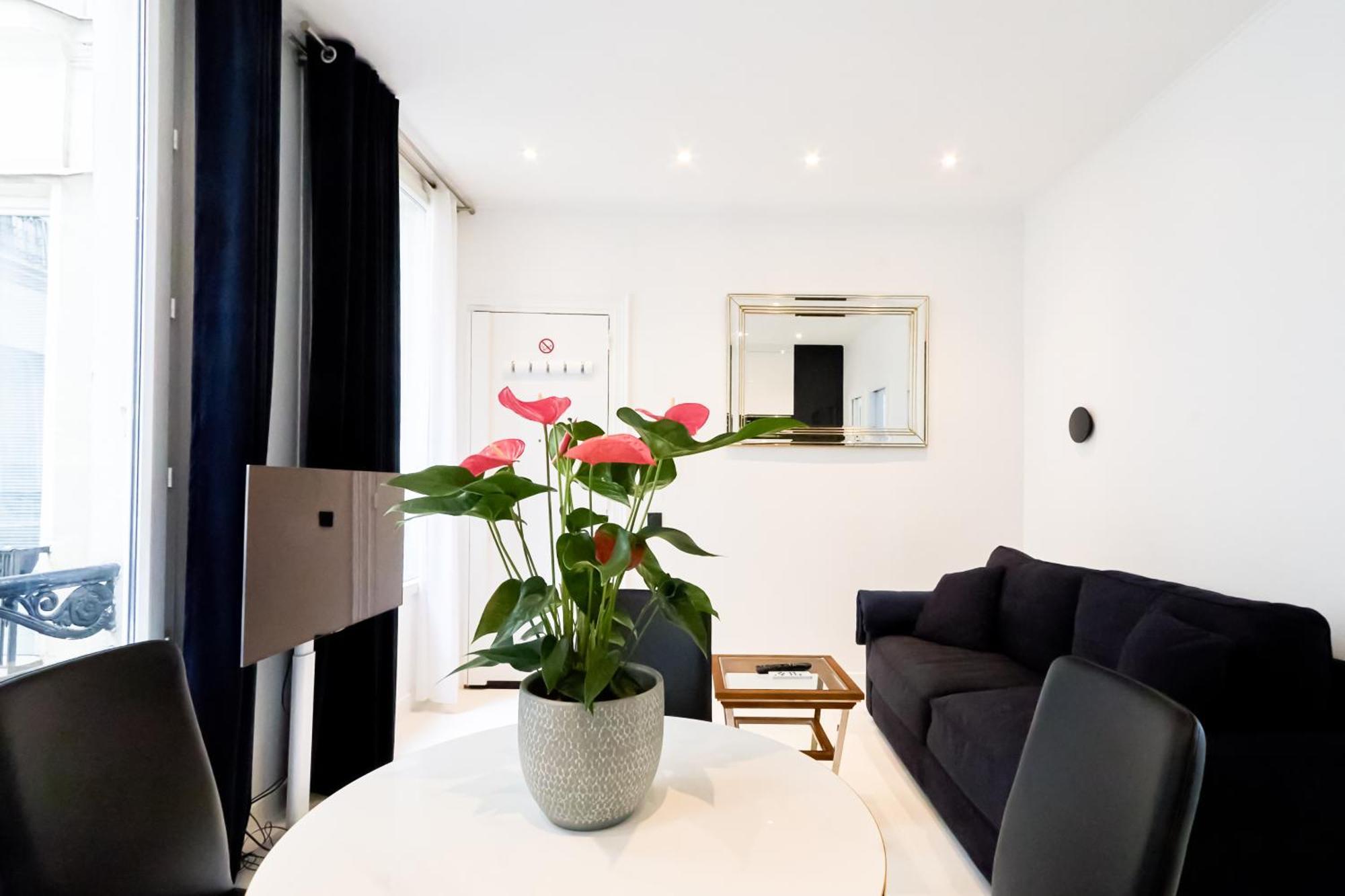 Luxury Apartment Les Champs-Elysees Paris Exteriör bild
